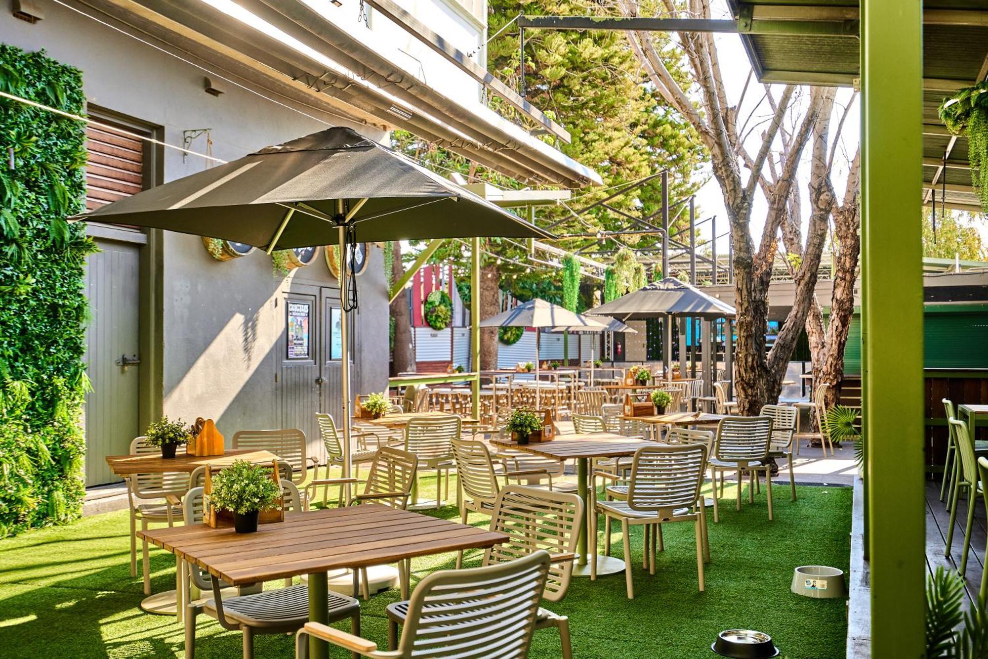 Beer Deluxe Albury Hotel Екстериор снимка
